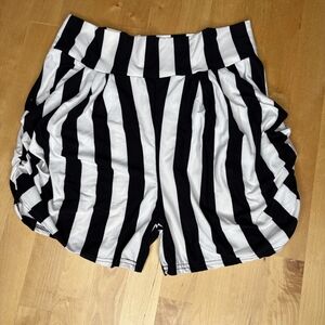 Conceited Women's High Waisted Referee Striped Shorts Size X/XL